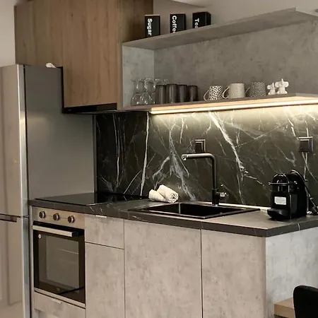 Apartment Tailor 1 *